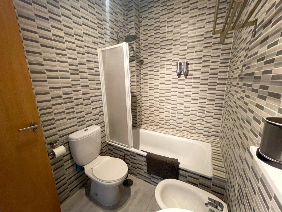 Quiet Apartment In The Heart Of Malaga Pool & Free Parking Ngoại thất bức ảnh