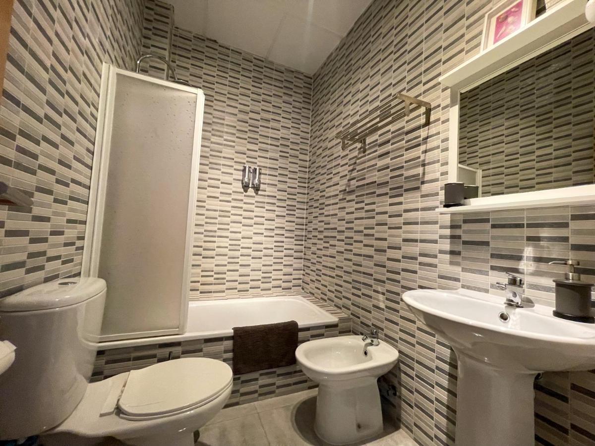 Quiet Apartment In The Heart Of Malaga Pool & Free Parking Ngoại thất bức ảnh